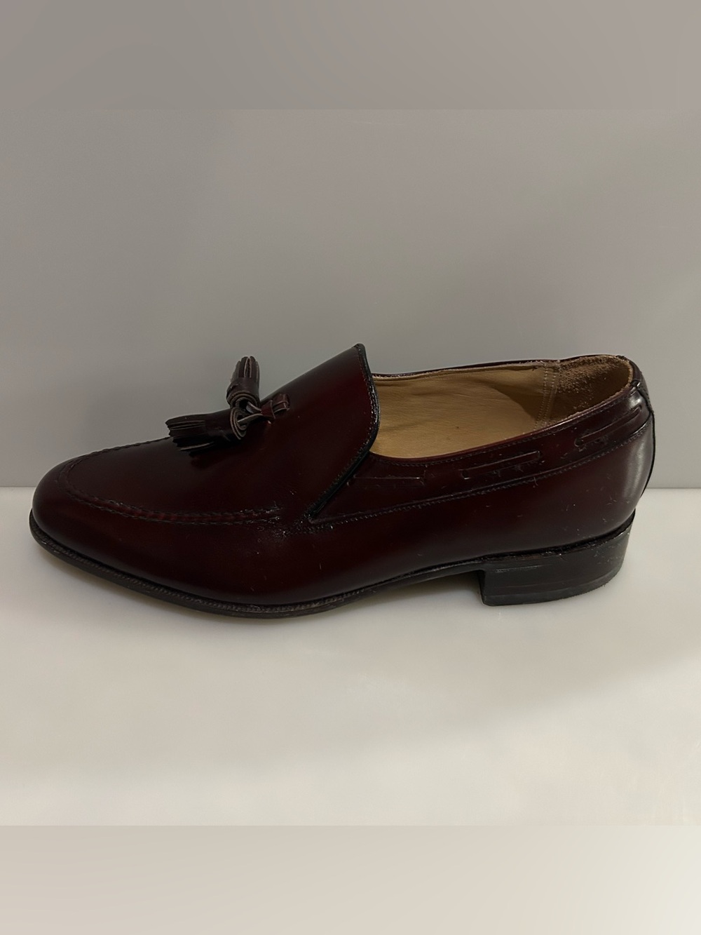 New Vintage Loake Bros Brown Leather Loafers Made in England - Size 5.5UK / 6US